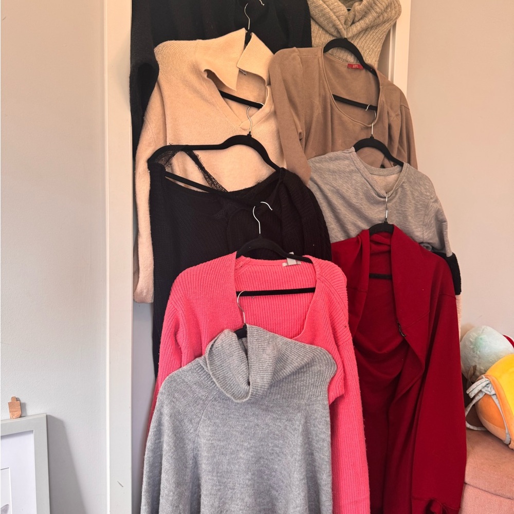 Cozy Women's Sweater Collection - Multiple Colors - Picture 7 of 8